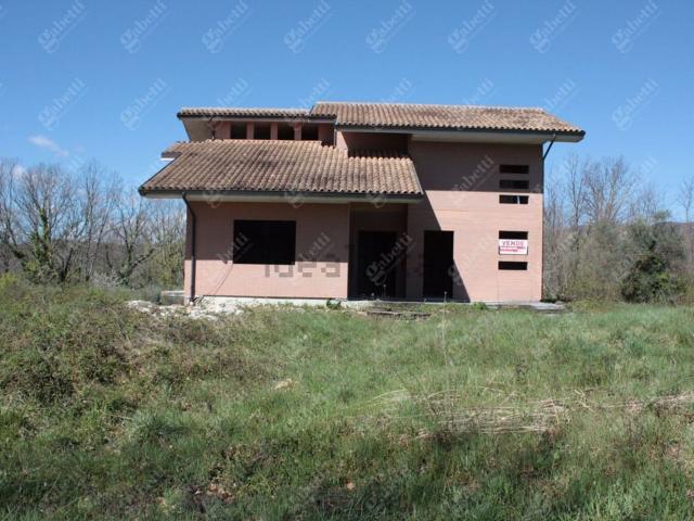 Casa in vendita a Isernia, Molise