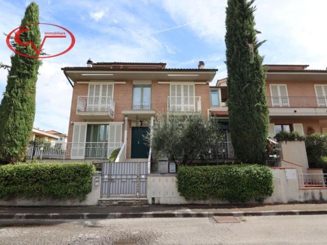 Casa in vendita a Levanella, Montevarchi