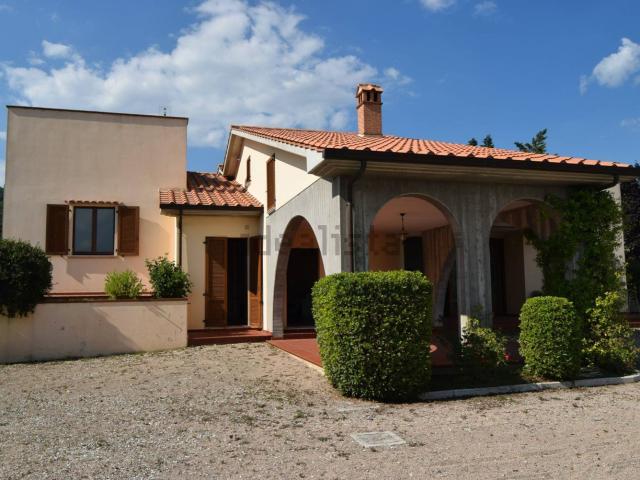 Casa in vendita a Casenuove, Magione