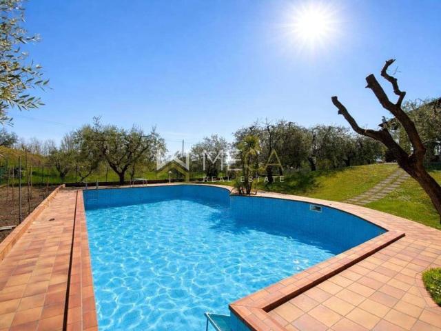 Casa in vendita a Monte Tapino, Moniga Del Garda