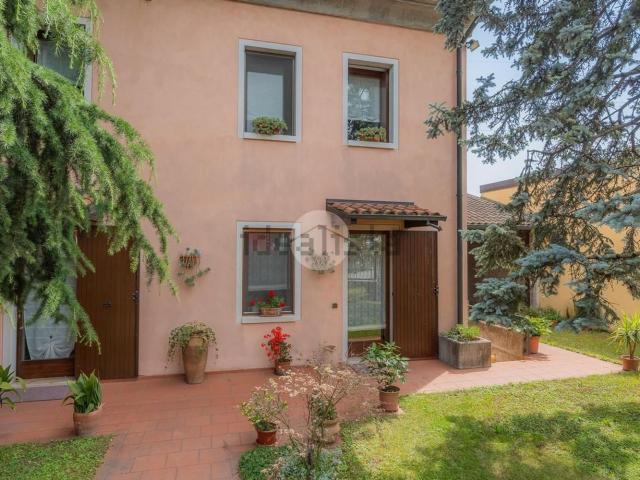 Casa in vendita a Sud, Brenzone