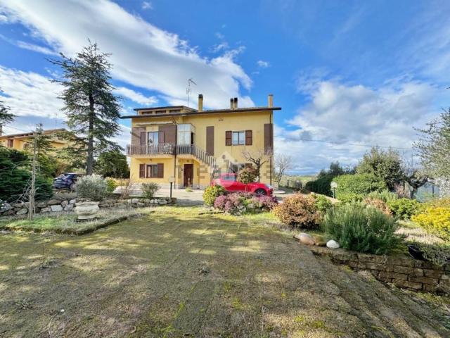 Casa in vendita a Farneto, Marche