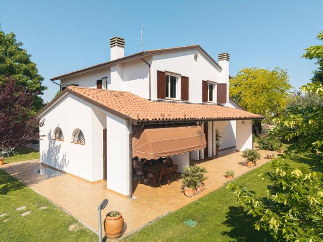 Casa in vendita a Longiano, Reggio Emilia