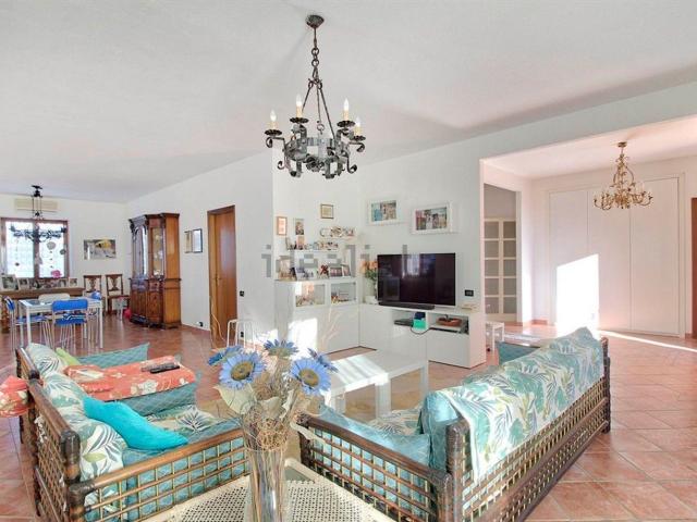 Casa in vendita a Palazzo Del Pero, Toscana