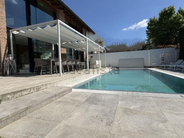 Casa in vendita a Vallera, Piacenza