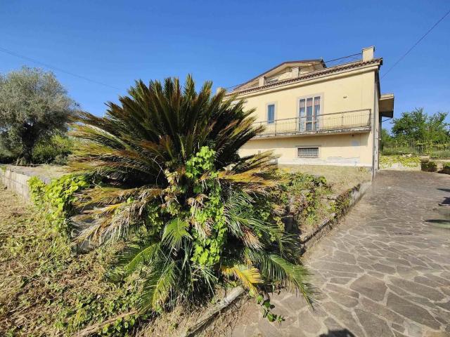 Casa in vendita a San Vincenzo, Atripalda