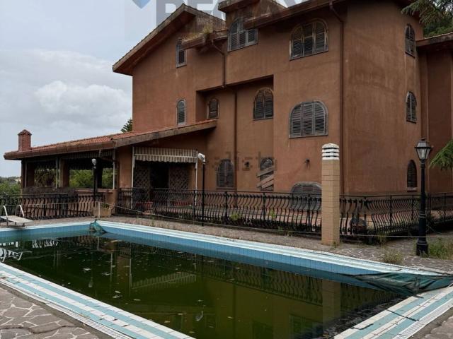 Casa in vendita a Monreale, Sicilia
