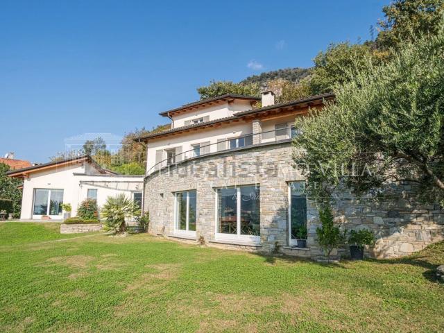 Casa in vendita a Olzino, Cernobbio