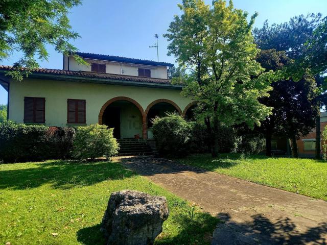 Casa in vendita a San Secondo Parmense, Reggio Emilia