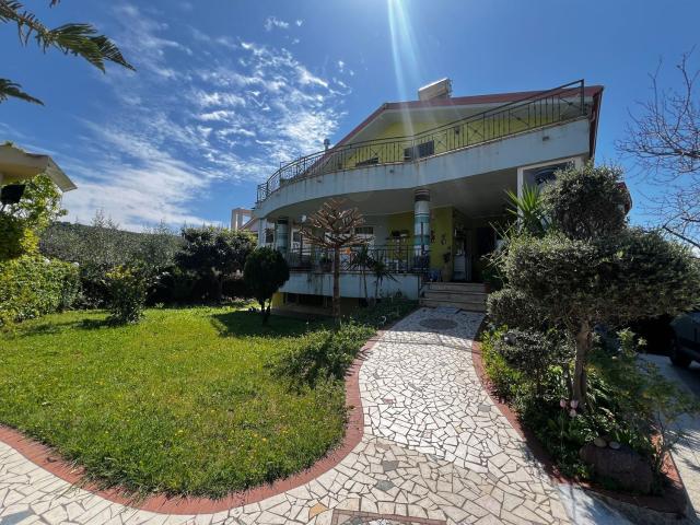 Casa in vendita a Mirto, Calabria
