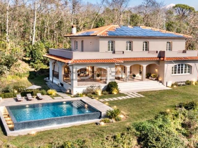Casa in vendita a San Lorenzo di Moriano, Lucca