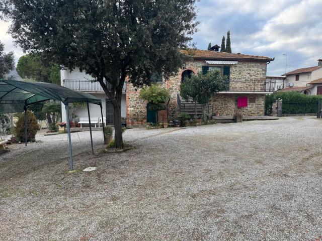Casa in vendita a Lucignano, Toscana