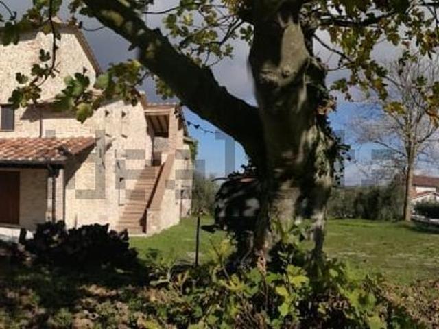 Casa in vendita a Avigliano Umbro, Umbria