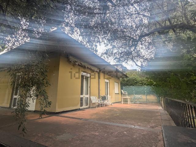 Casa in vendita a Oliveto, Imperia