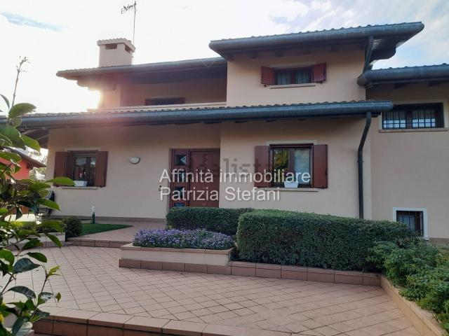 Casa in vendita a Rosà, Veneto