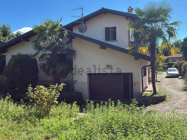 Casa in vendita a Brebbia Superiore, Brebbia