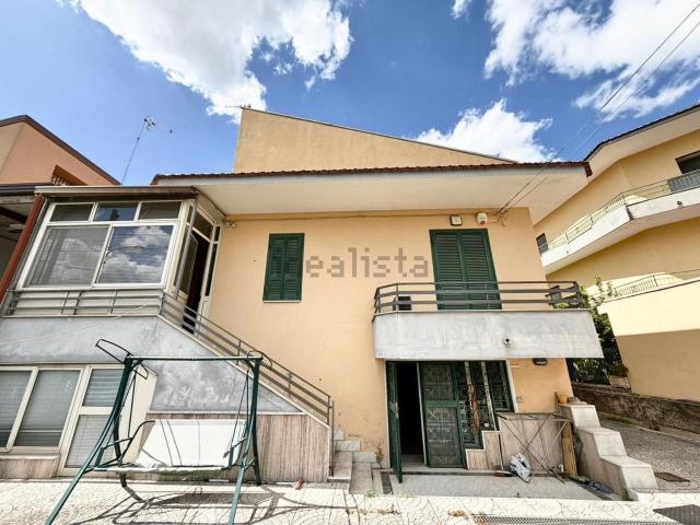 Casa in vendita a Acerra, Campania