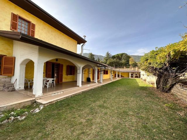 Casa in vendita a Sant'Elia, Tornimparte