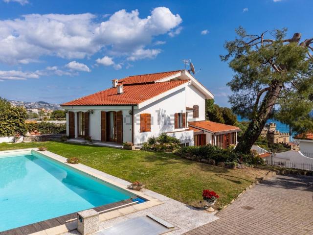 Casa in vendita a San Remo, Liguria