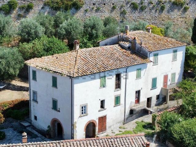 Casa in vendita a Castiglion Fiorentino, Toscana