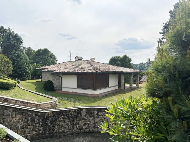 Casa in vendita a Cisano Bergamasco, Lombardia