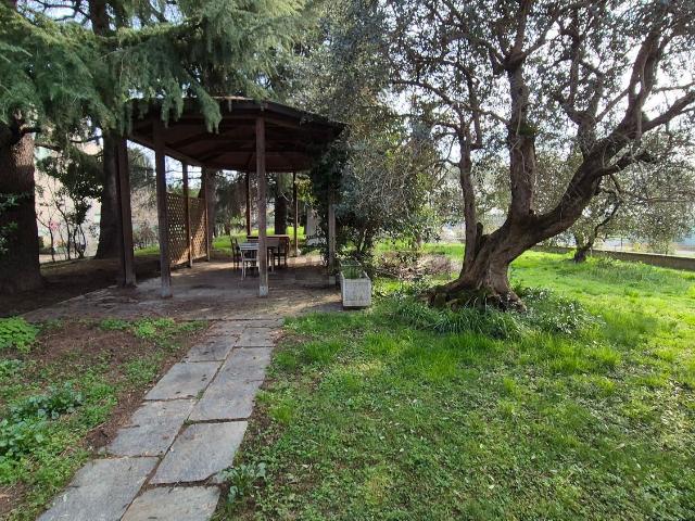 Casa in vendita a Erbusco, Lombardia