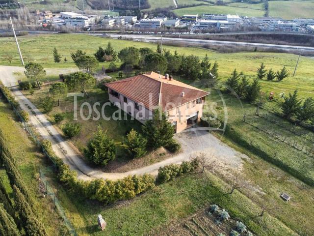 Casa in vendita a Siena, Toscana