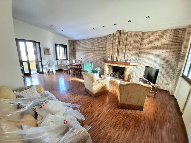 Casa in vendita a Rocca Di Mezzo, Abruzzo