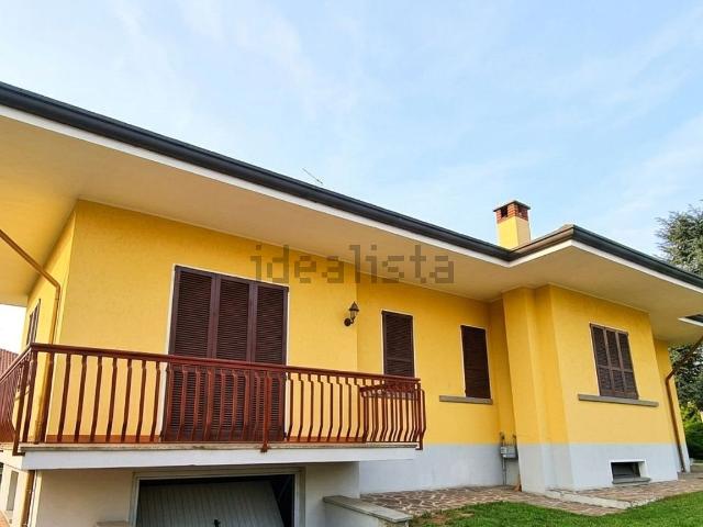 Casa in vendita a Erbusco, Lombardia