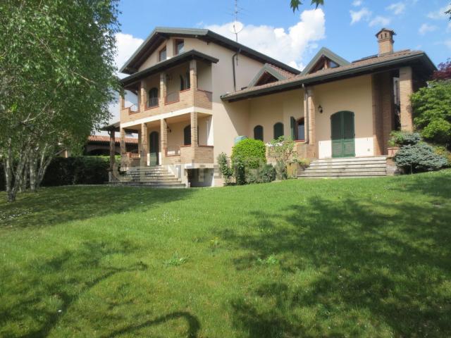 Casa in vendita a Vanzago, Lombardia