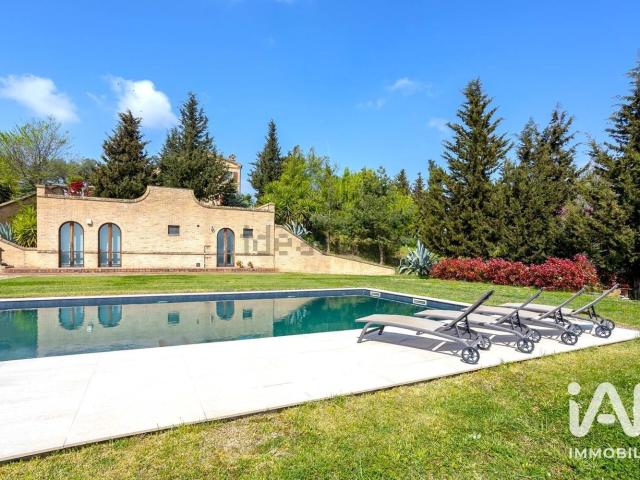 Casa in vendita a Montefiore, Marche