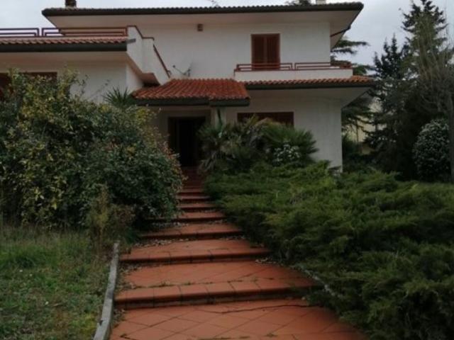 Casa in vendita a Marche, Fermo