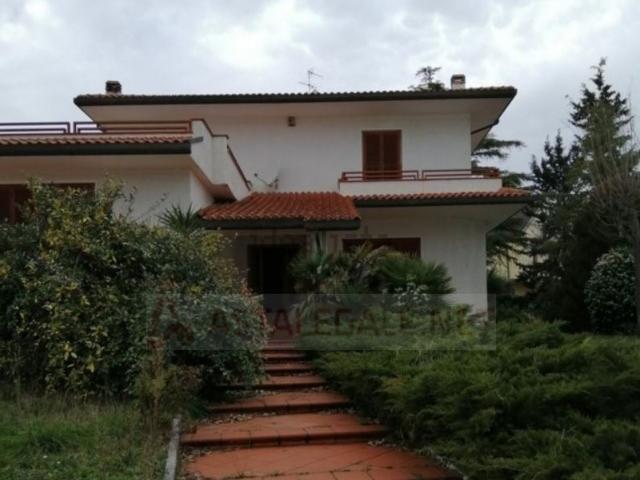 Casa in vendita a Marche, Fermo