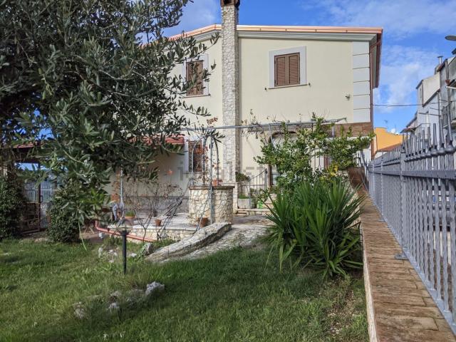 Casa in vendita a Puglia, Foggia