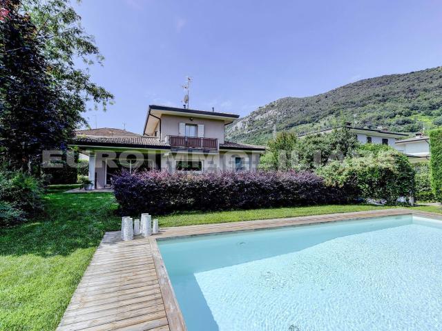 Casa in vendita a Botticino Sera, Botticino