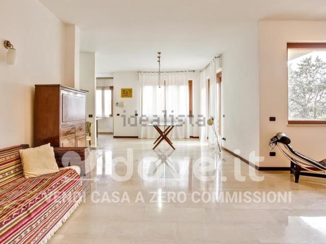 Casa in vendita a Valdarno, Albizzate