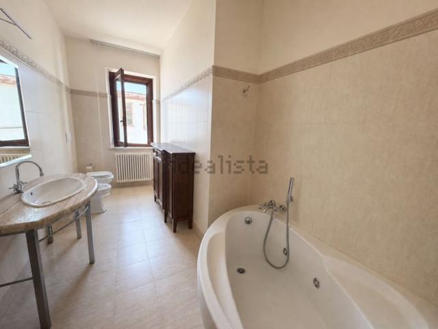 Casa in vendita a Centro, Chiusi