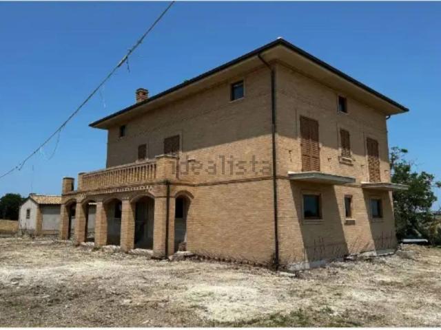 Casa in vendita a Marche, Macerata