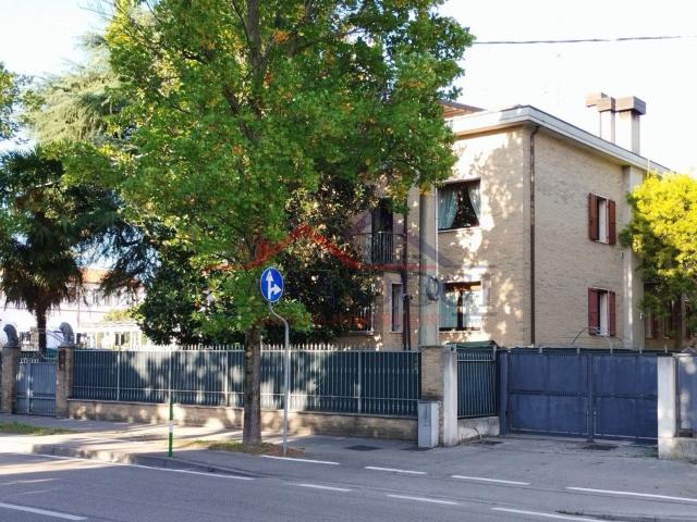 Casa in vendita a Padova, Veneto