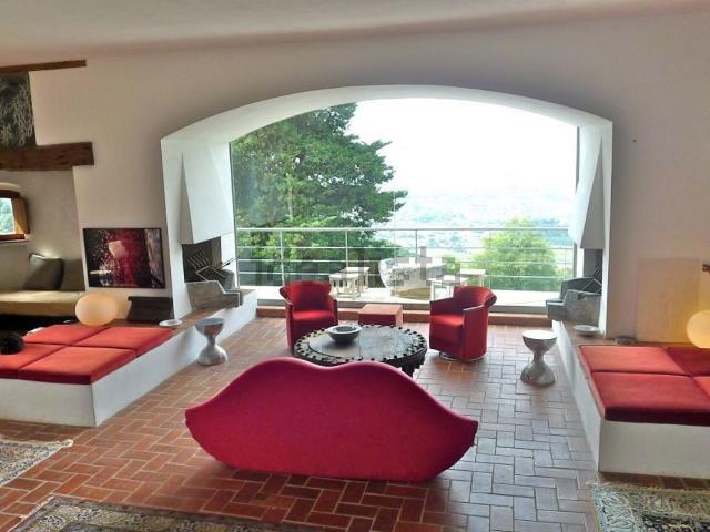 Casa in vendita a Montebello, Camaiore