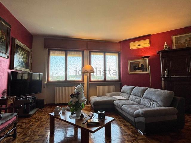 Casa in vendita a Piemonte, Novara