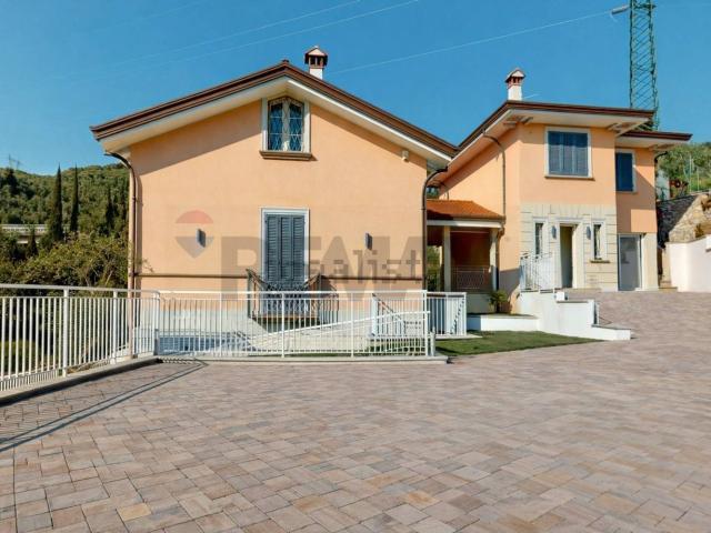 Casa in vendita a Pian del Quercione, Massarosa