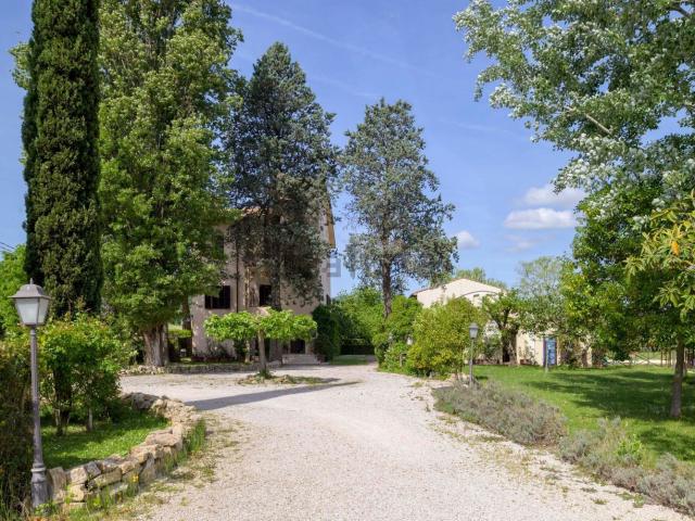 Casa in vendita a Bevagna, Umbria