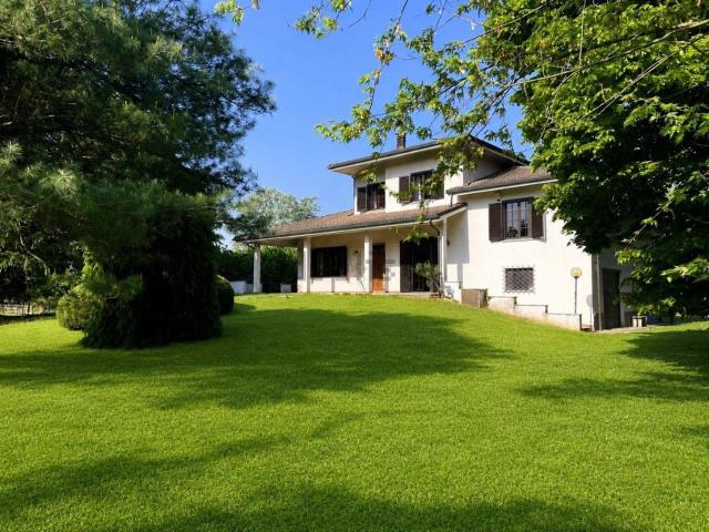 Casa in vendita a Piemonte, Asti