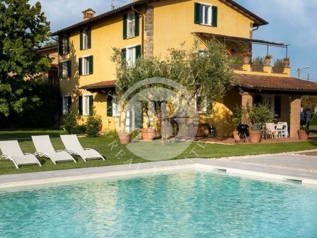 Casa in vendita a Tonfano, Toscana