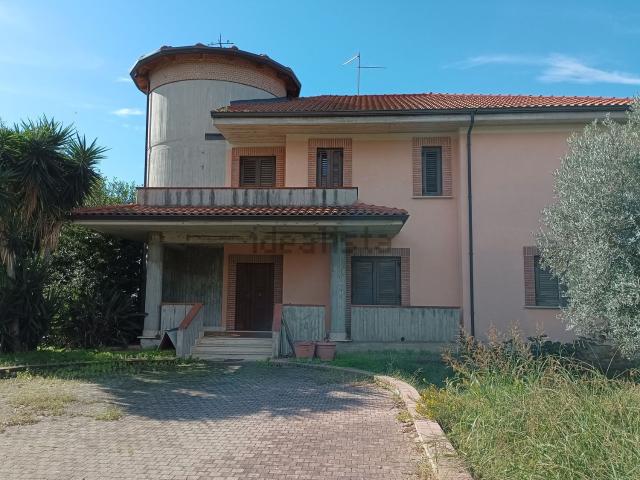 Casa in vendita a Capaccio, Campania