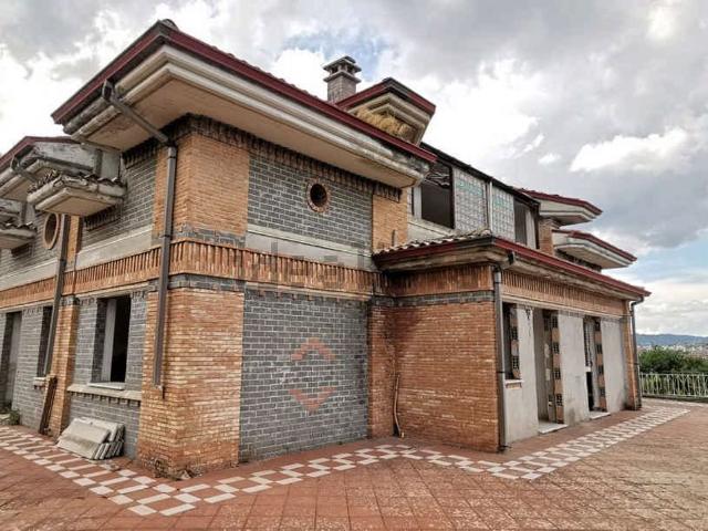 Casa in vendita a Avellino, Campania