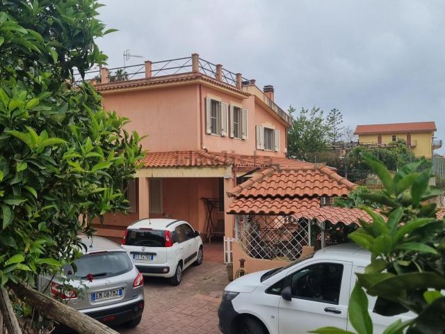 Casa in vendita a V Circoscrizione, Messina