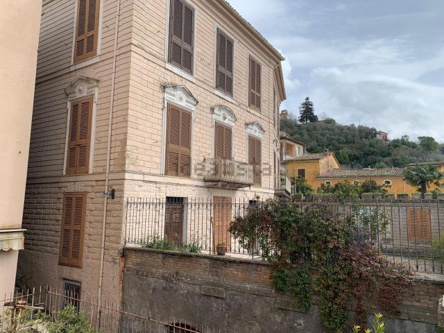 Casa in vendita a Cività Falconara, Arpino