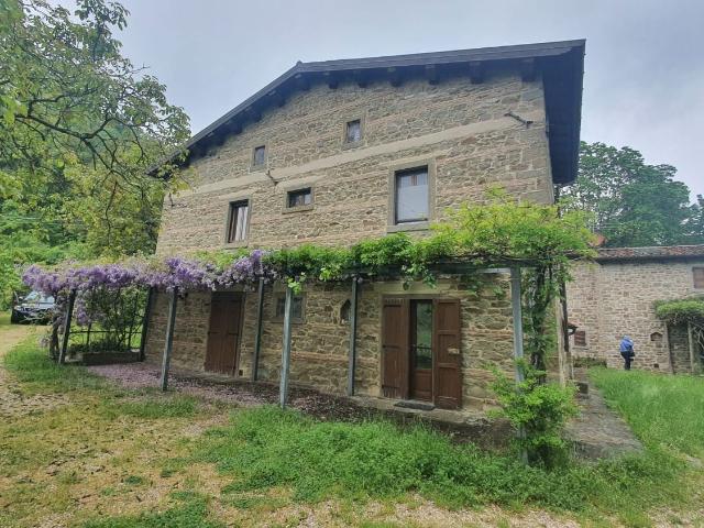 Casa in vendita a Bagno Di Romagna, Reggio Emilia
